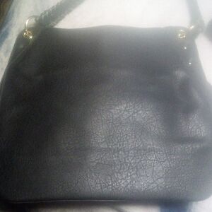 Elegant Black Leather Shoulder Bag